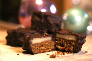 Mehr über den Artikel erfahren Vegane & glutenfreie Dominosteine